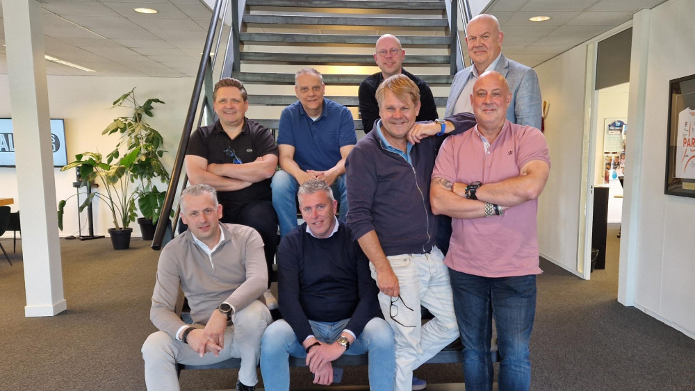 People Work Technology 9 mei 2025, Serge Poppes (Pegamento), Heimen van Duinkerken (Cloudmotion), Kees Asscheman en Michel van Velzen (MaXXus ICT), Marcel Derks (BusinessCom), Machiel van den Berg (Littlebit Technology)