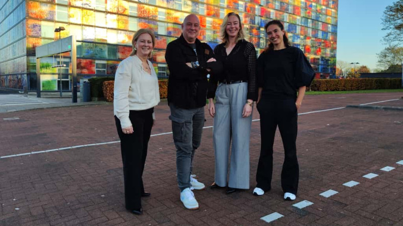 071125 People Work Technology