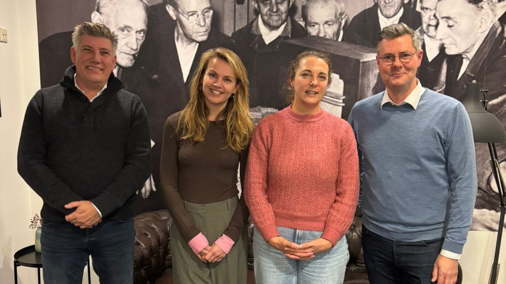 271125 New Business Radio LIVE, Peter Vos, Imke Walenberg, Willemijn Pomper, Glenn