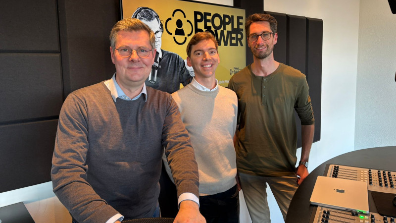 People Power 151225 v2