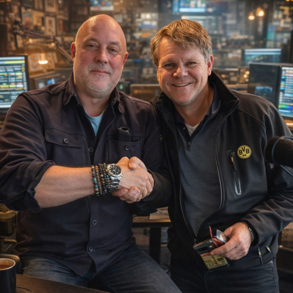 people work technology 2703