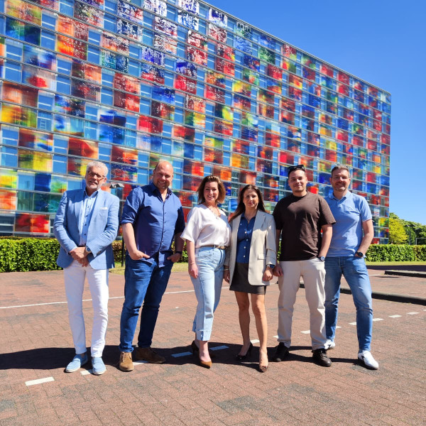 Flyct insured en inspired