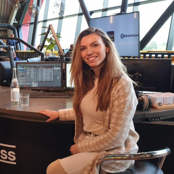 Jordy en Lena Cobelens in locatiestudio