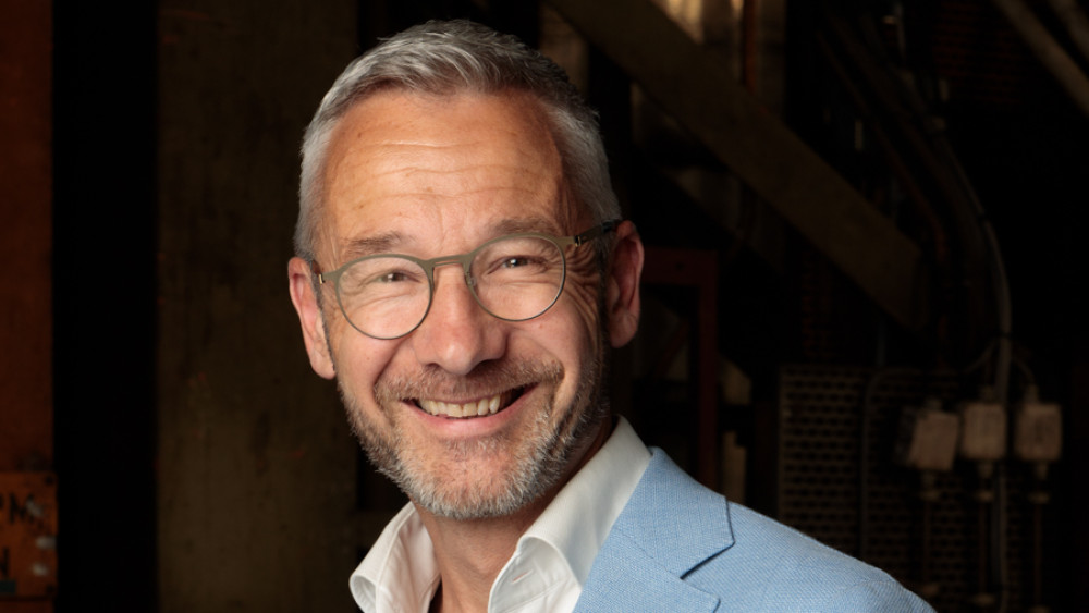 Joris van Zoelen - Business Insights