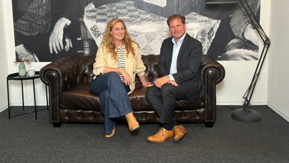 310826 Let's Talk Business Fabienne de Vries met Ampelmann